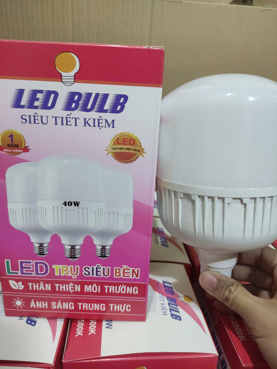 Bóng đèn led 40w ánh sáng trắng/ vàng 220V/50Hz