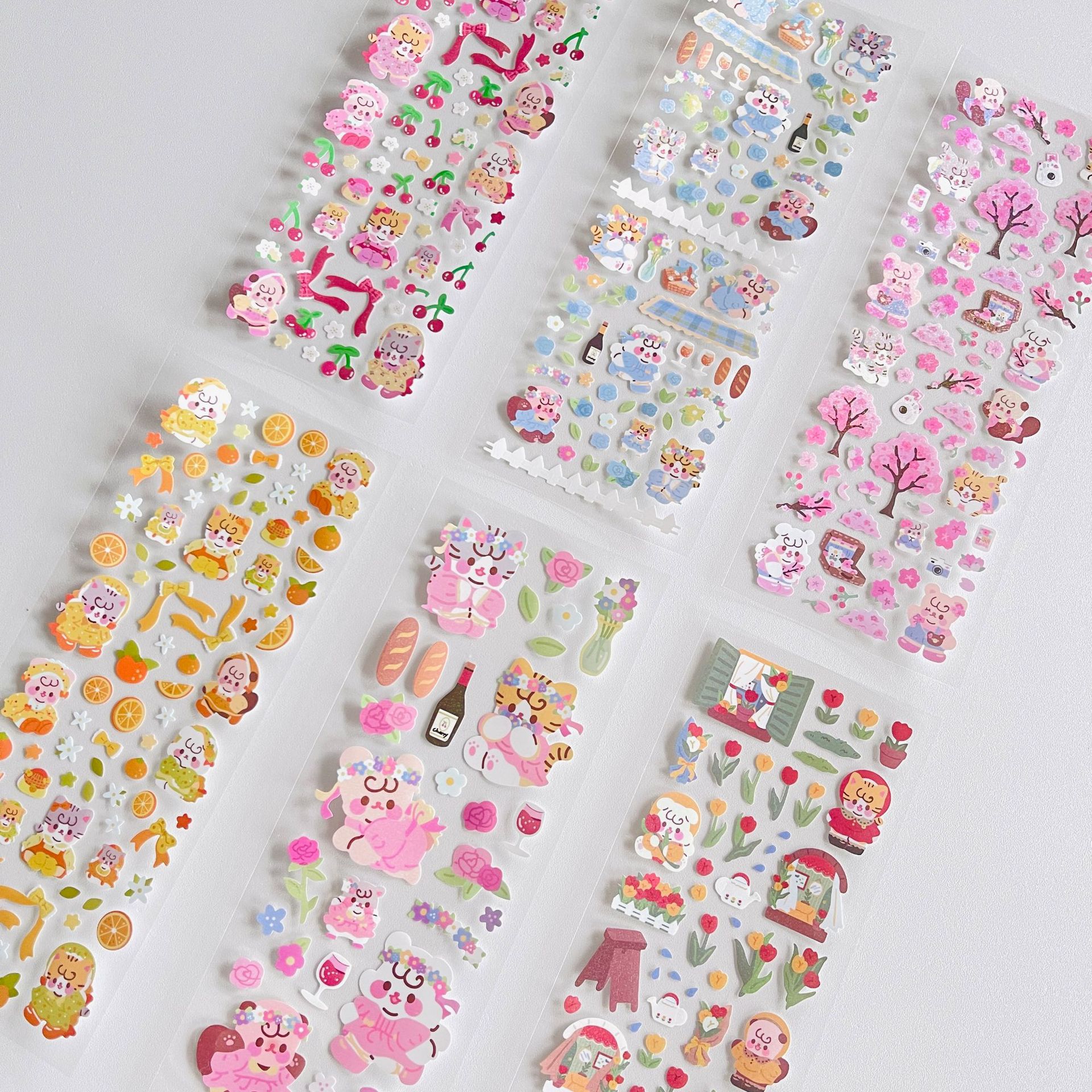 Tấm sticker PVC làng động vật dễ thương