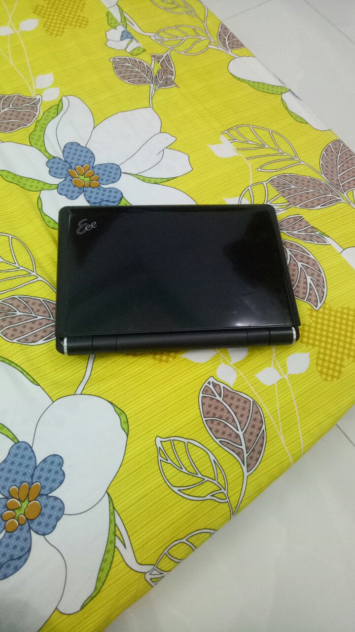 laptop ASUS mini, ram 2g hdd ,120G