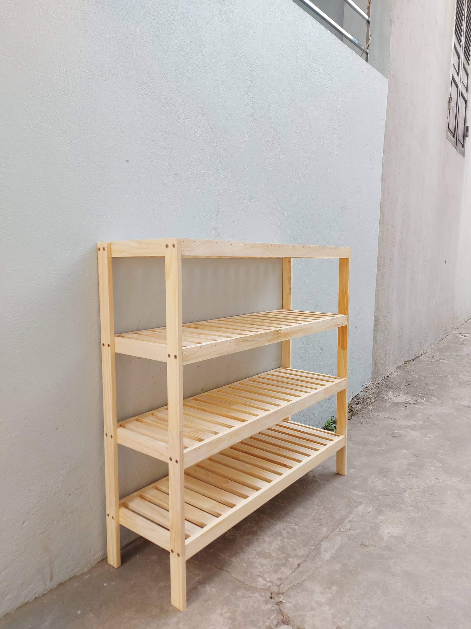 Kệ gỗ để đồ 4 ngăn decor