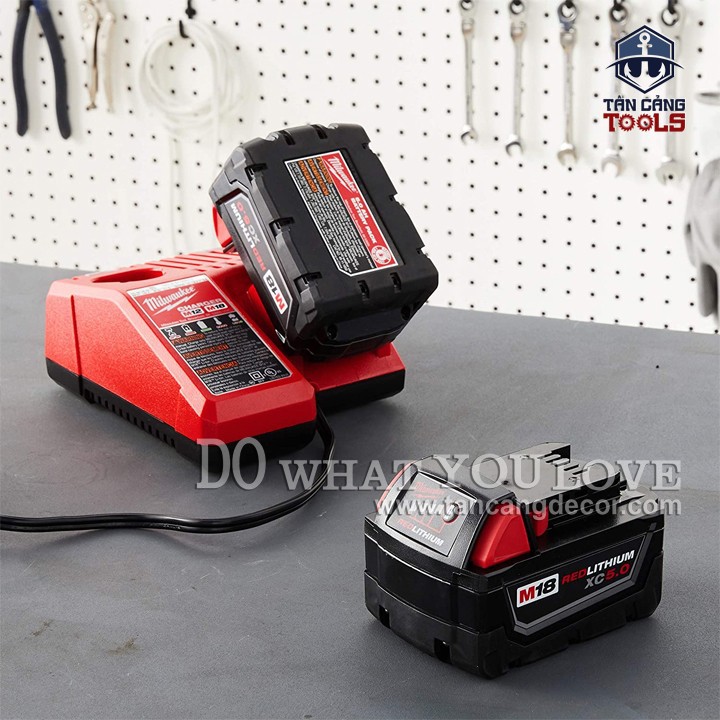 Sạc Pin 12V 18V Milwaukee M12-18C SA