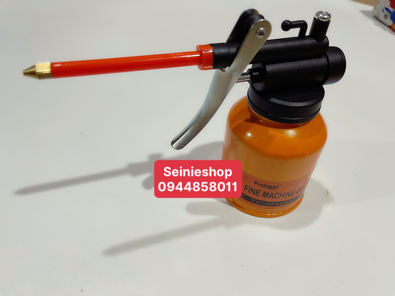 Bình xịt dầu nhớt sắt nhỏ 250 Kapusi