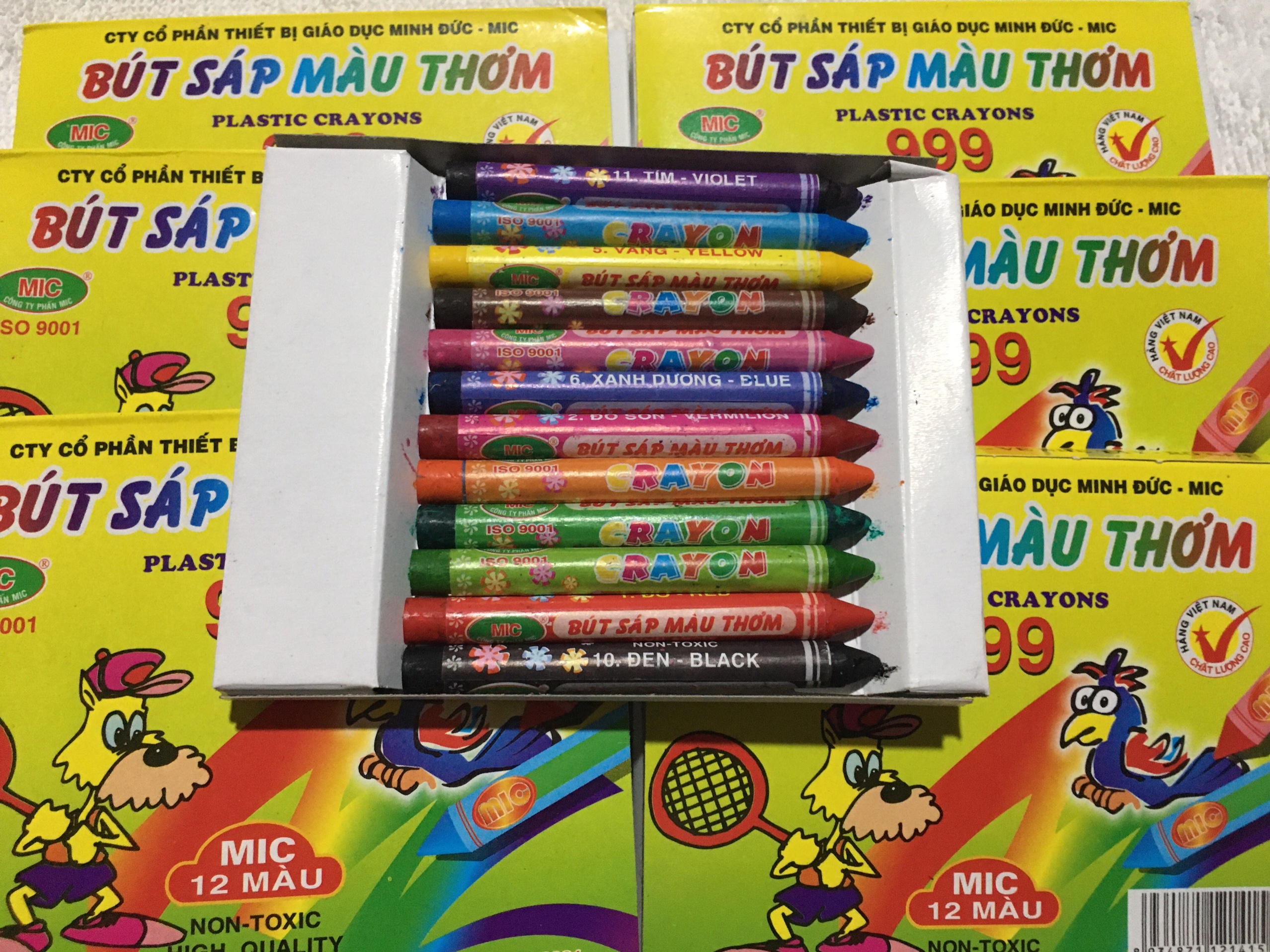 Bút sáp màu thơm MIC 12 màu