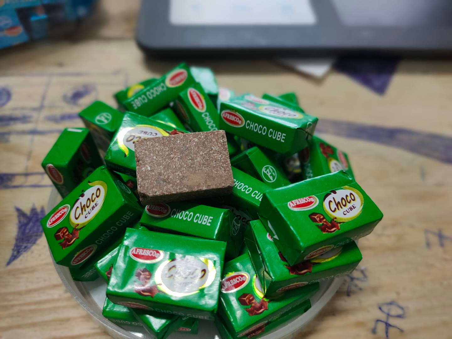 [ Sẵn hàng ] Combo 60 viên Kẹo viên sữa chua MILK / CHOCO CUBE siêu ngon