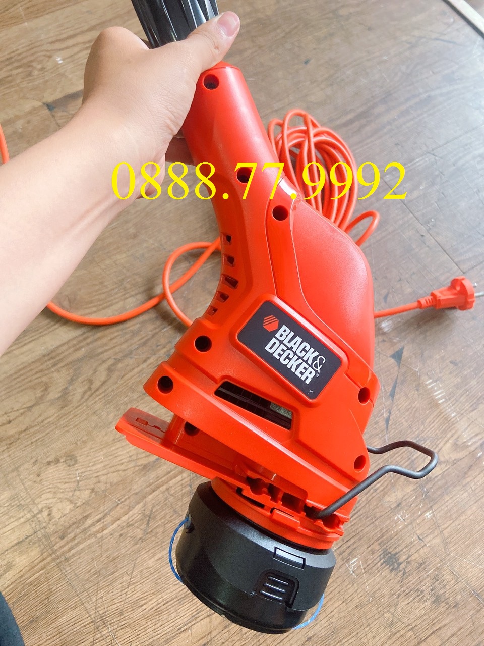 Black+Decker - Máy cắt cỏ cầm tay 550W GL5530-B1
