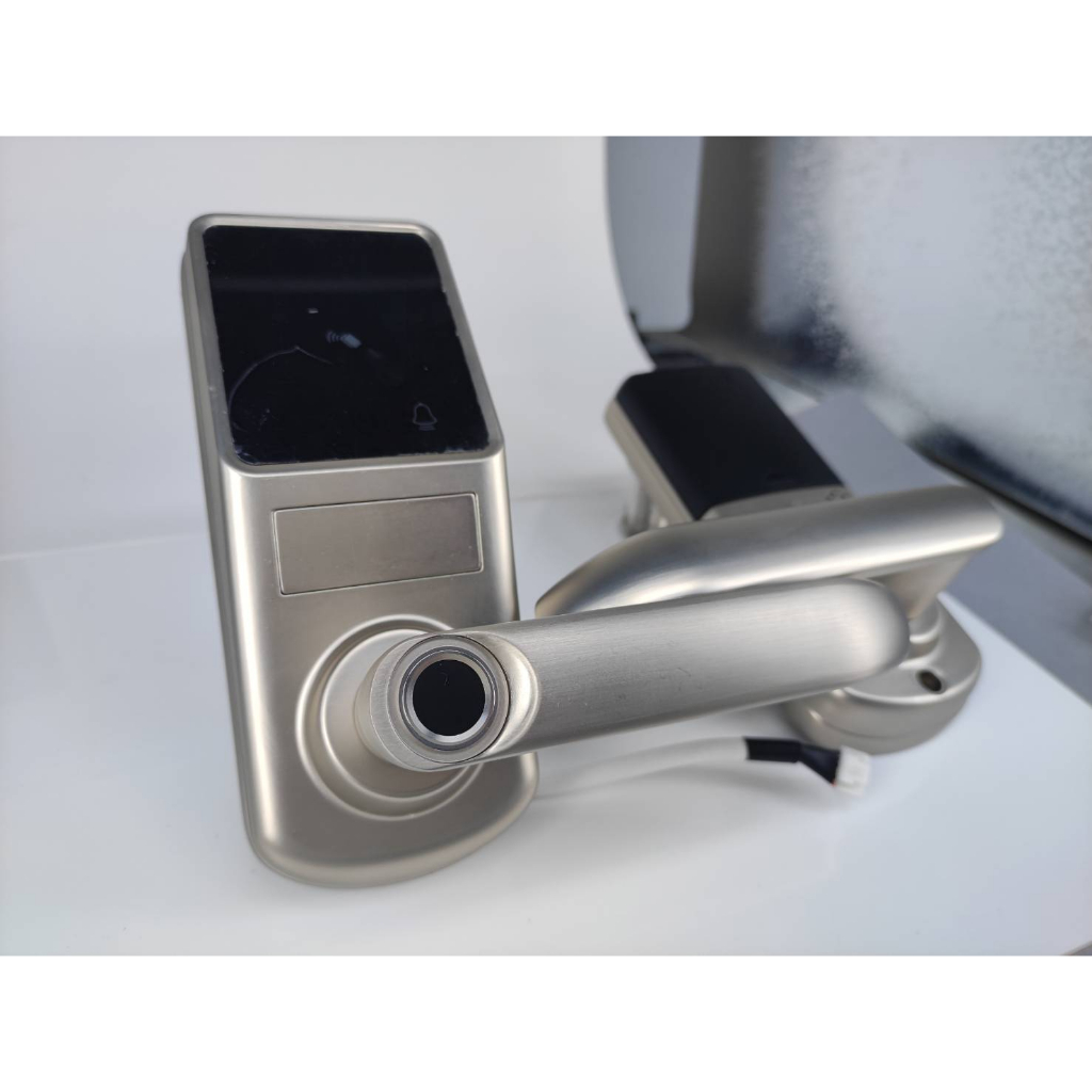 Khóa vân tay cửa gỗ, cửa phòng dùng app TTlock