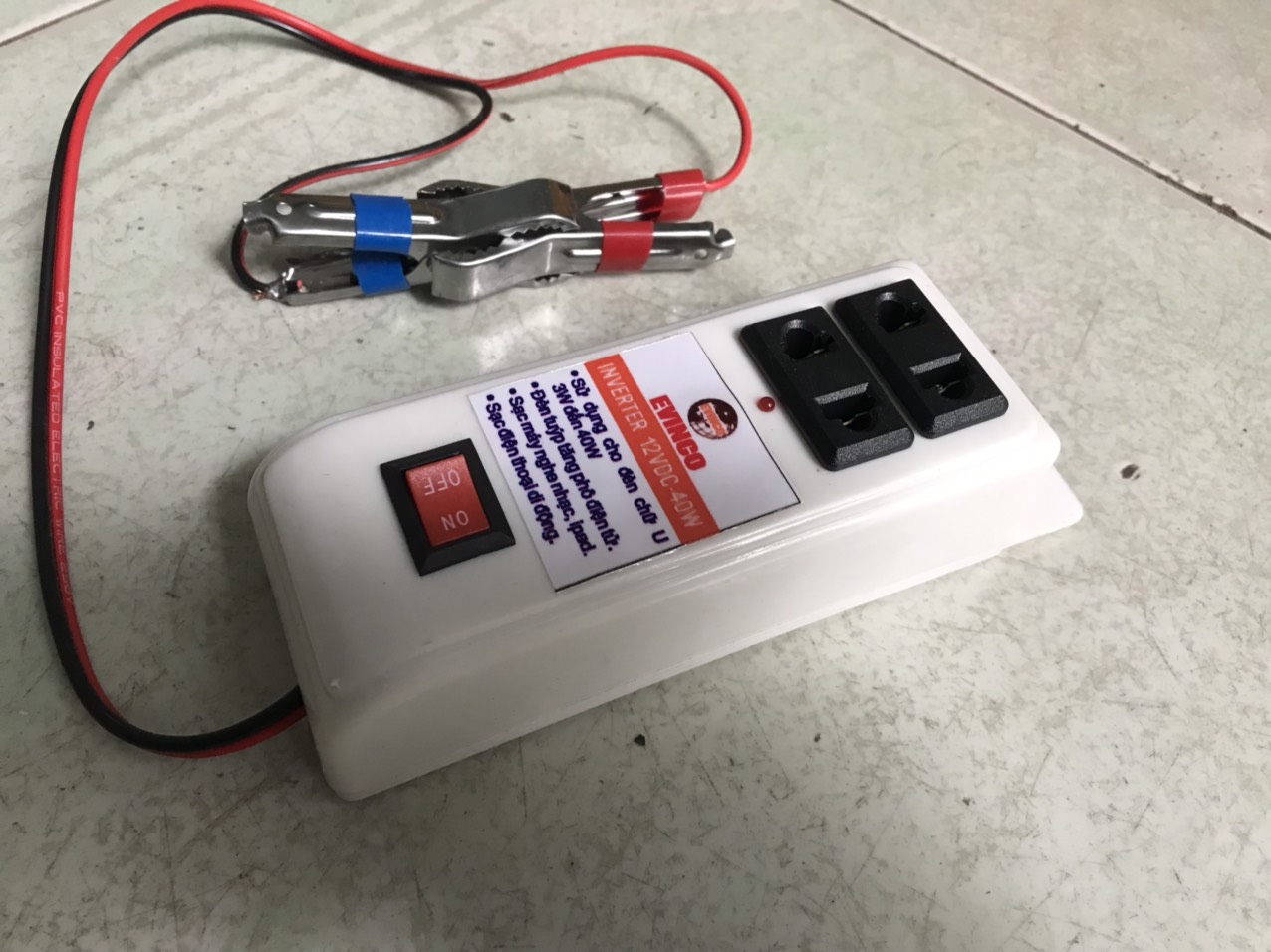 ĐỔI ĐIỆN 12V - 220V 40W, INVERTER 12V - 220V 40W