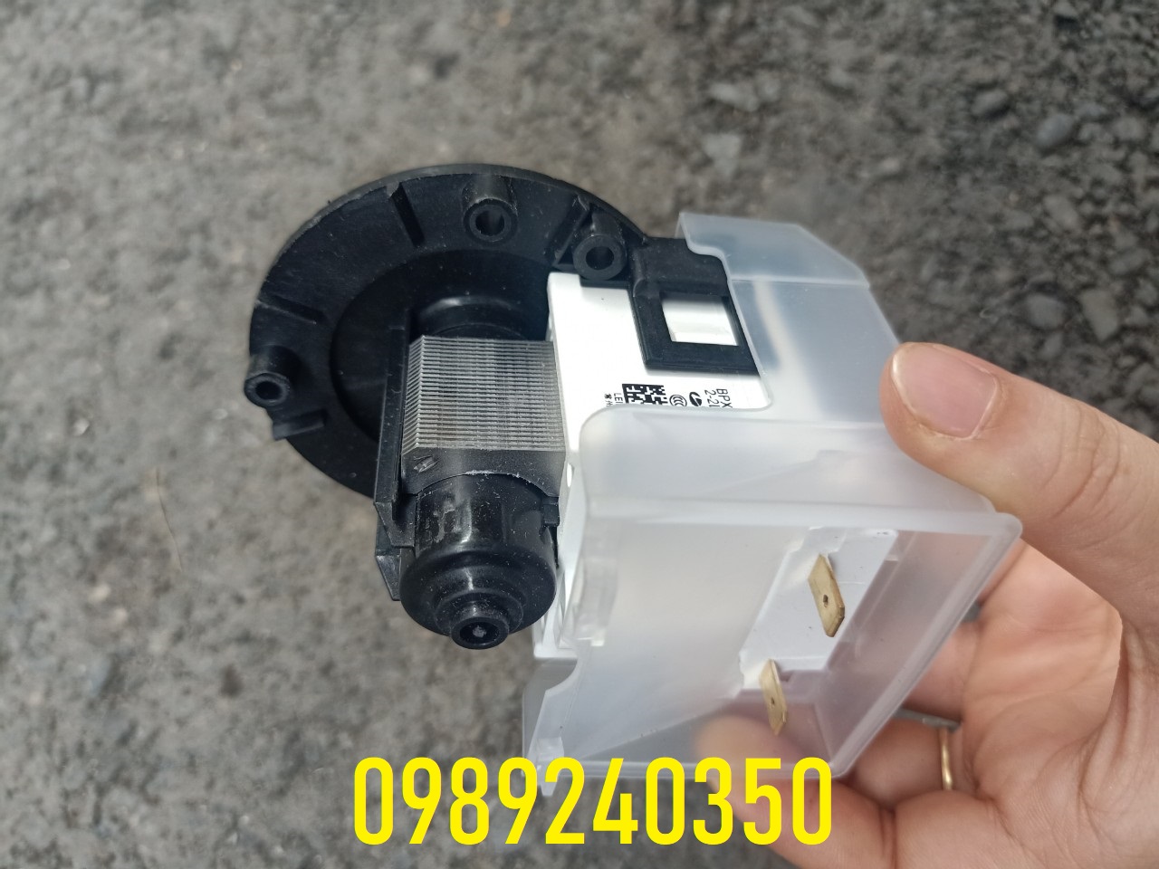 Bơm xả máy giặt cửa ngang bắt vít