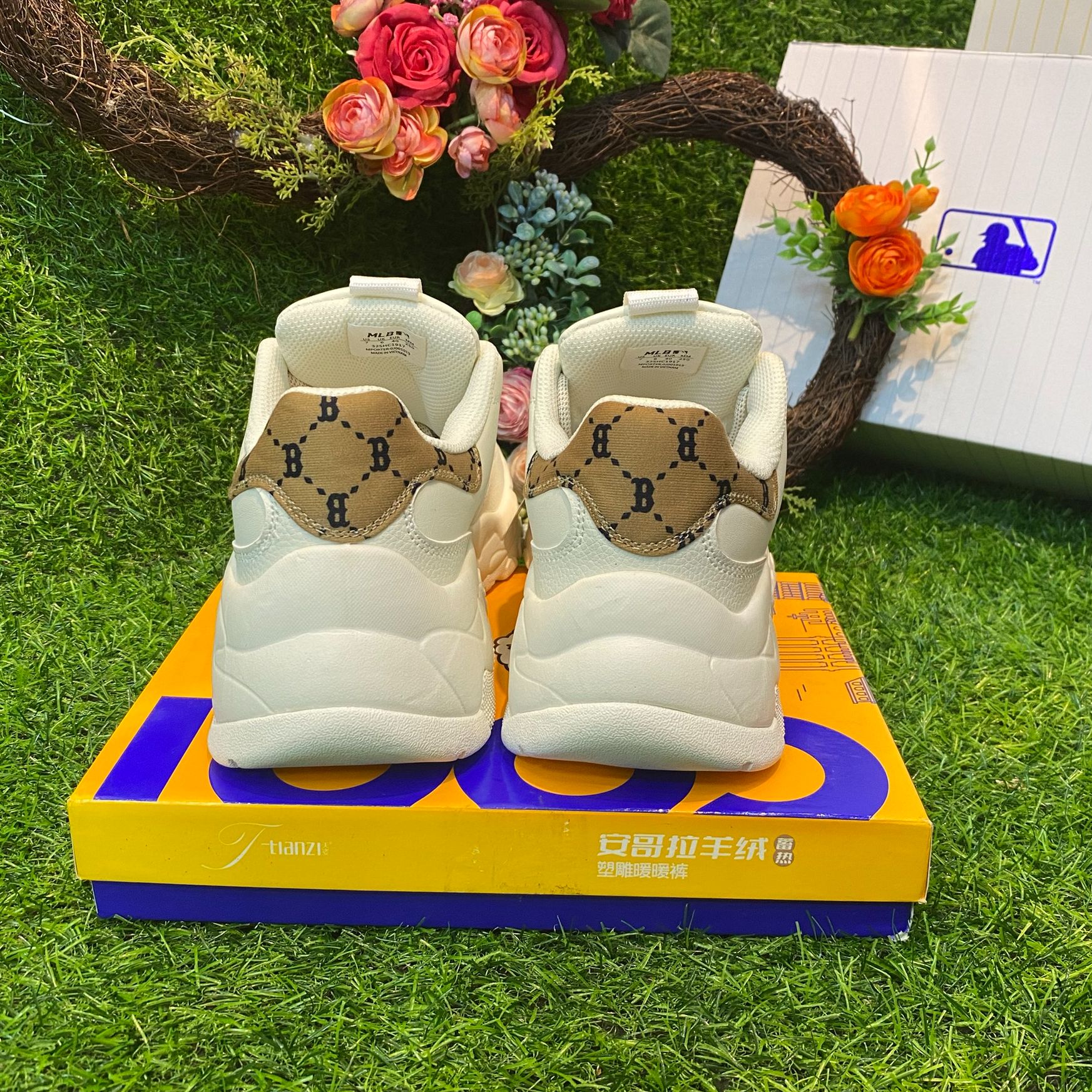 MLB Boston B Logo Sneakers, Giày MLB. size 36-43