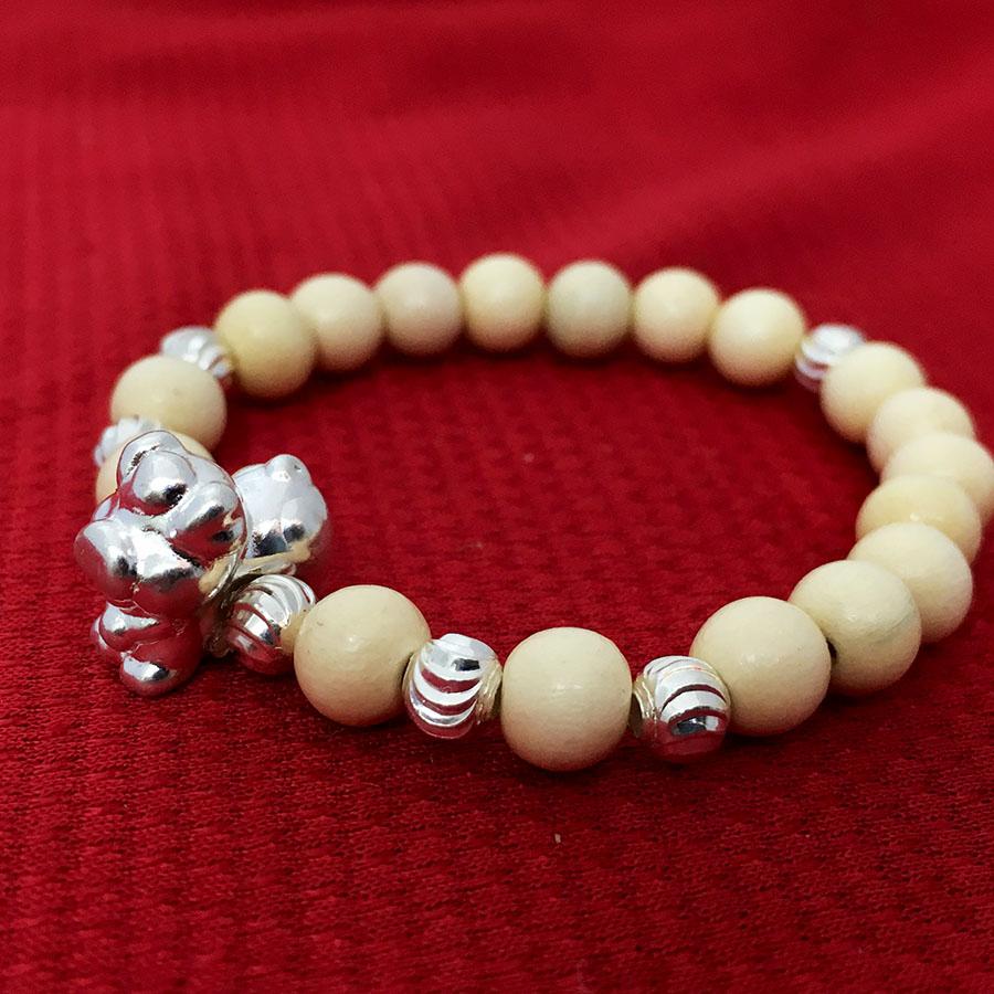 Vòng dâu tằm cho bé sơ sinh kèm cham con Heo bạc ta cao cấp cho bé tuổi Hợi thương hiệu Liên Minh - VDT10(TRẮNG)