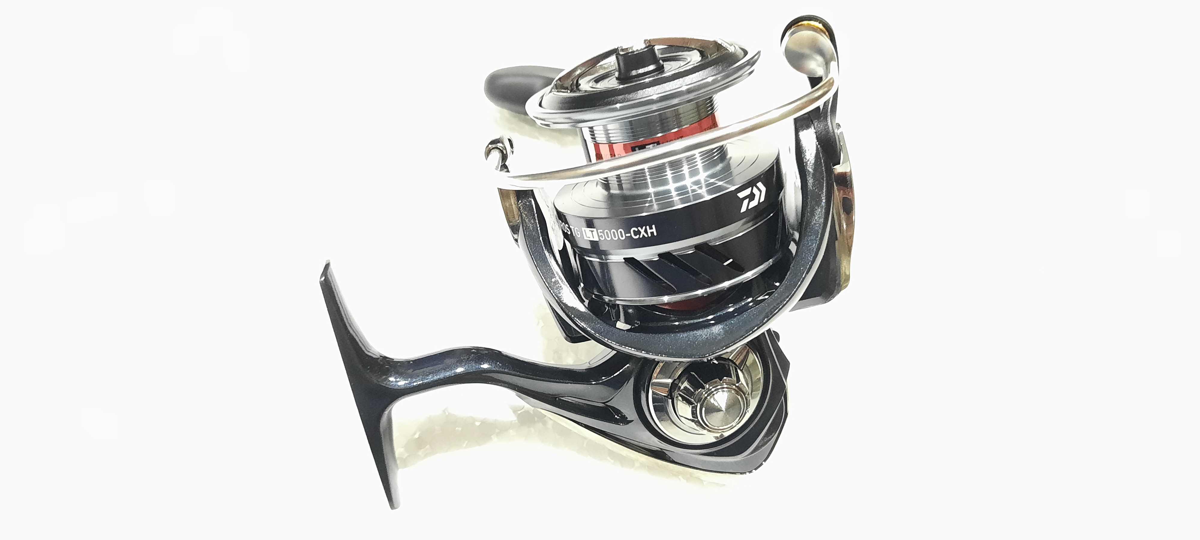MÁY CÂU CÁ DAIWA REVROS TG LT