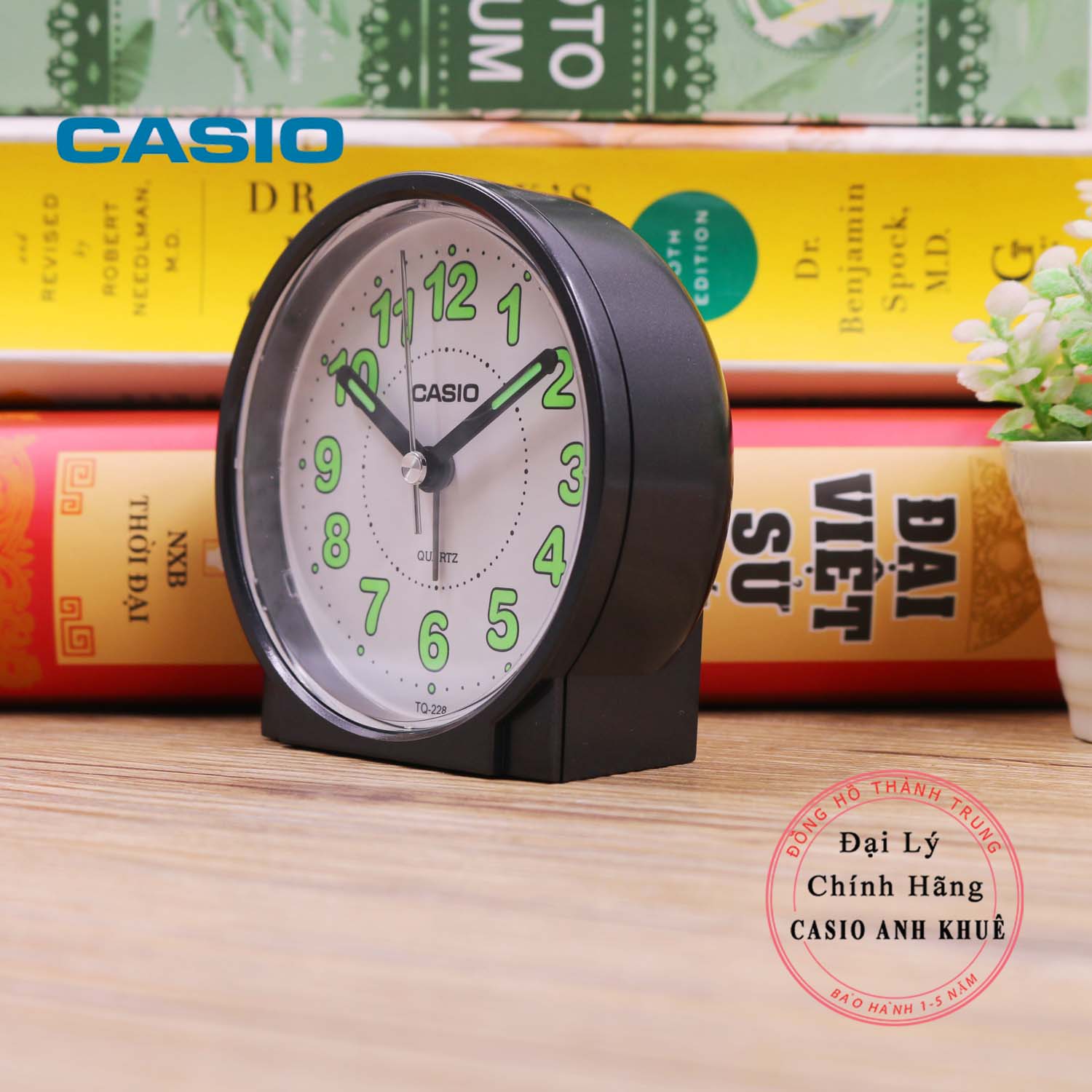 Đồng hồ để bàn Casio TQ-228-1DF báo thức( Kích thước 8.6 cm )