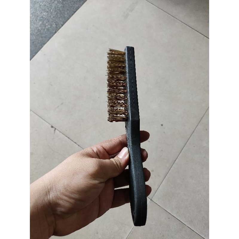 [HCM]Bàn Chải Cước Vàng - Cán Nhựa Đen