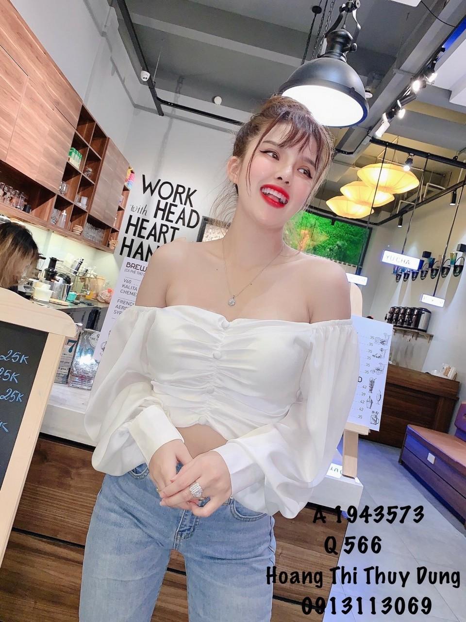 Áo Phi Bẹt Vai Tay Dài Form Croptop Phối Đường Nhún Giữa Ngực Tạo Đường Cong Gợi Cảm TTS0849