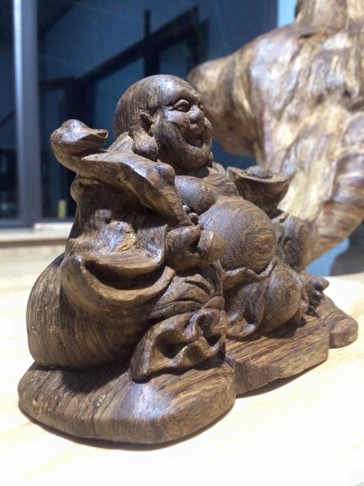 tượng trầm di lạc