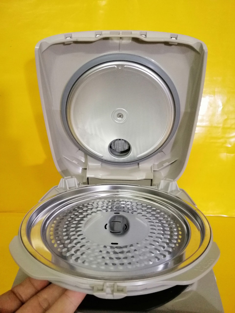 Nồi cơm nội địa Nhật cao tần (IH) Panasonic SR-HC103 (1.0L) (140327J1019)