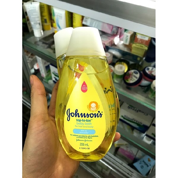 Dầu tắm và gội 2in1 Johnson 200ml