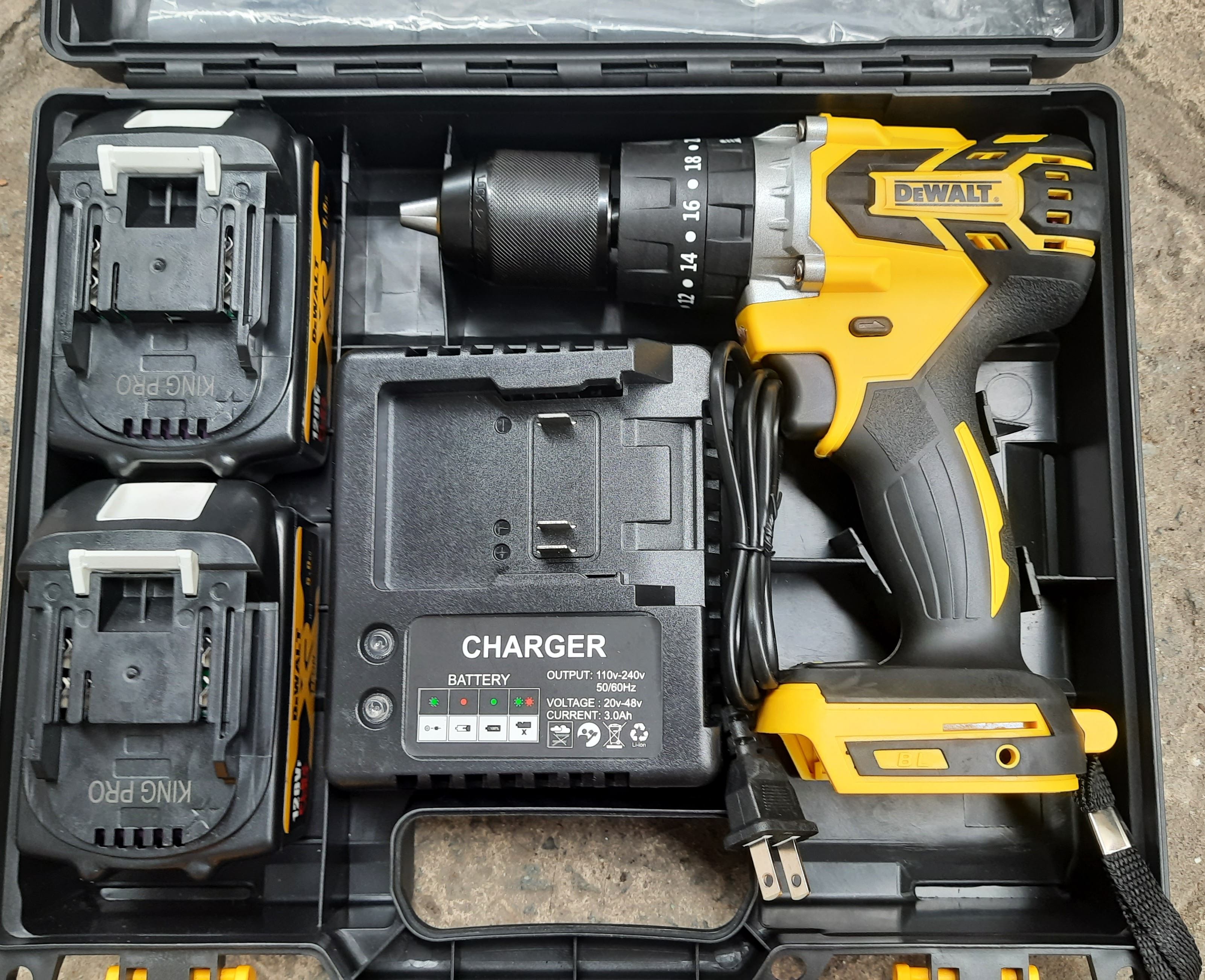 [HCM]Máy khoan pin DeWalt 3 chức năng