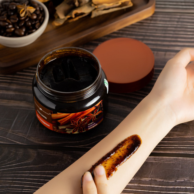 Tẩy da chết body quế hồi Nga 380ml