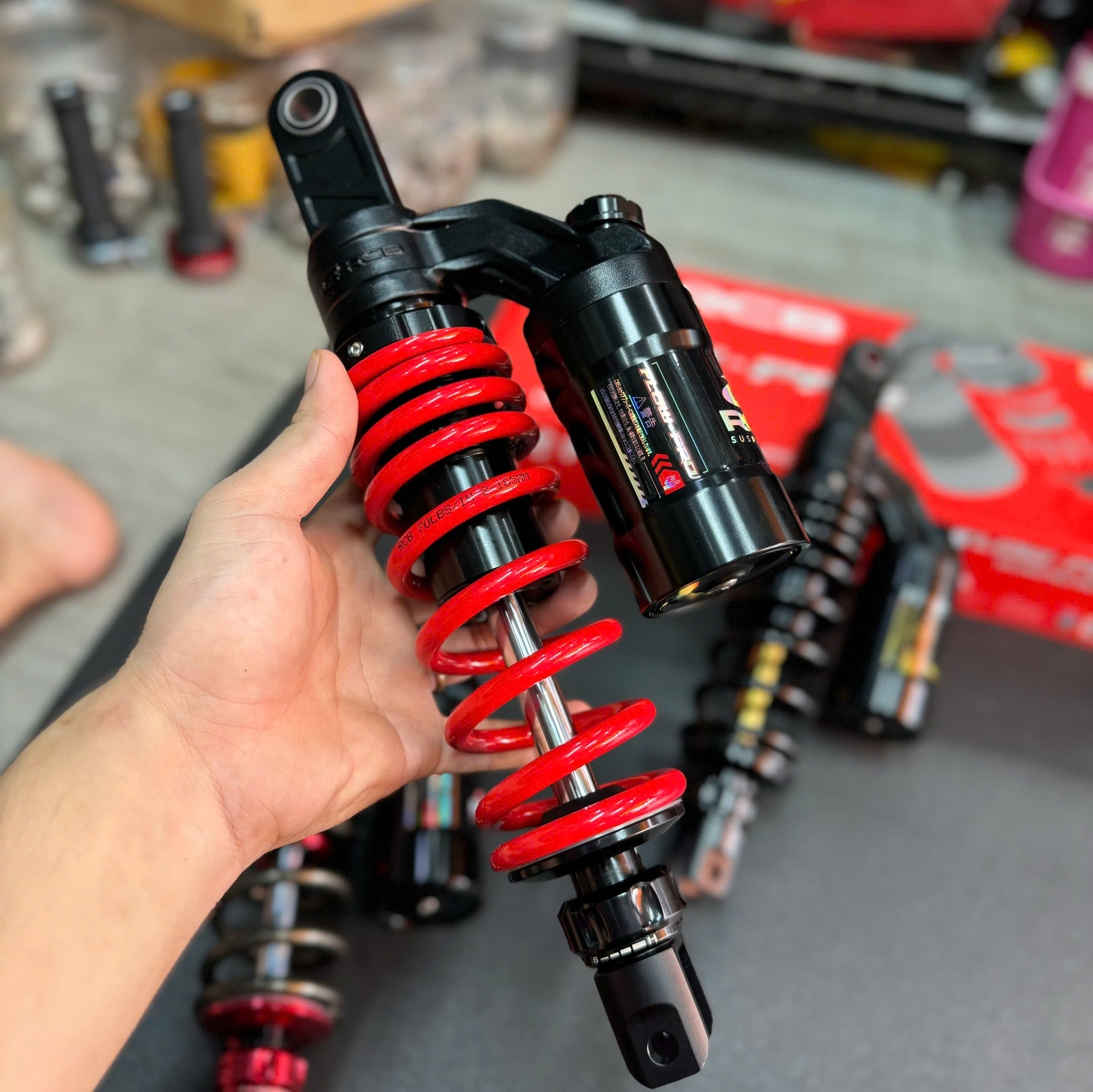 Phuộc RCB Flowpro Đen ty vàng Vario , Click chính hãng - phụ tùng