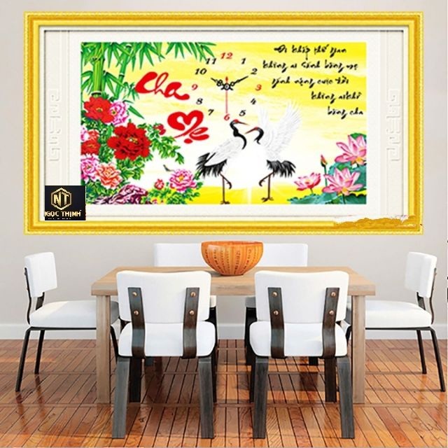 Tranh đính đá Đồng hồ cha mẹ. Mã tranh LV119 kích thước 76x48 cm.