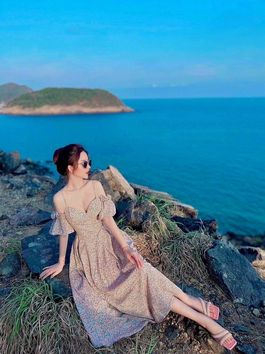 [Đầm mới] đầm maxi lụa hoa hai dây có mút ngực kiểu đầm maxi tiểu thư chất lụa dày dặn mịn da thời trang thiết kế LANCHI