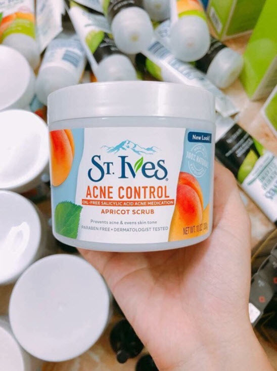 Tẩy da chết St.Ives Acne Control Apricot Scrub 283gr
