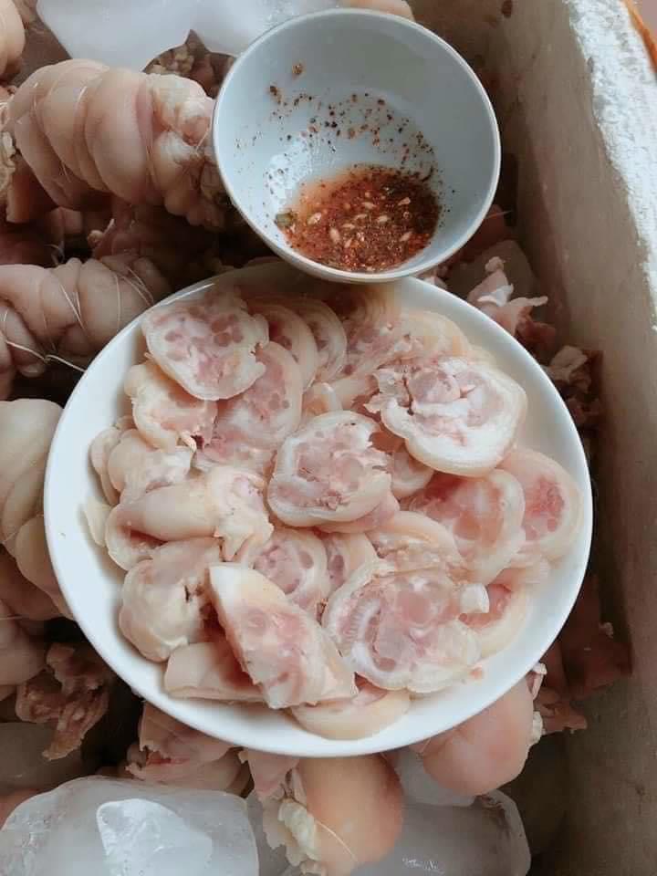 Giò heo rút xương 1kg (giao tphcm)