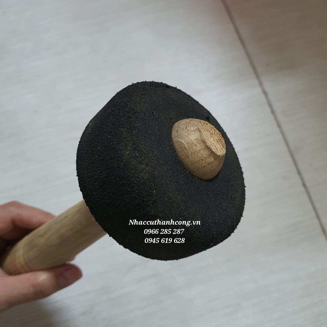 Dùi đánh chiêng loại to