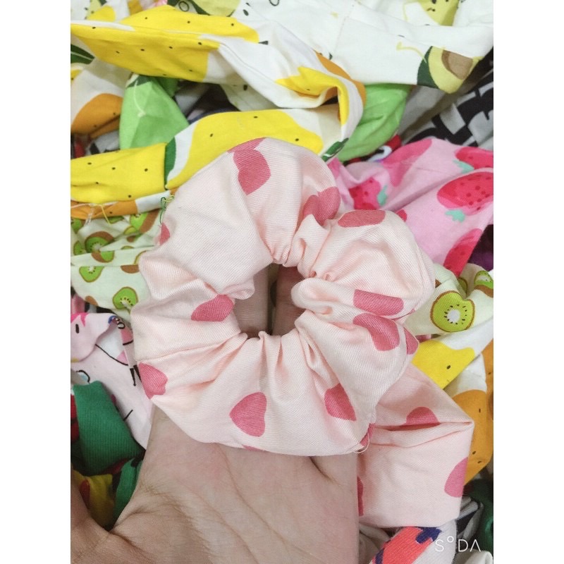 Dây cột tóc srunchies