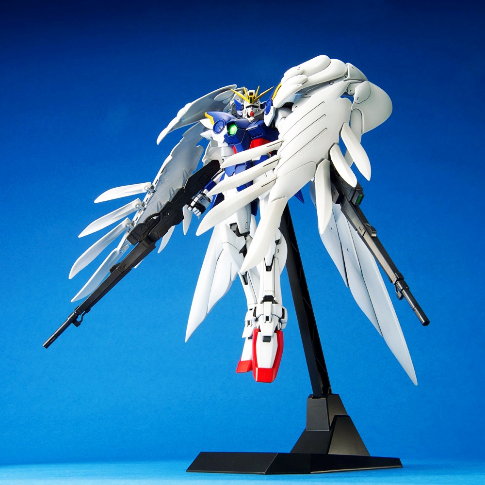 Mô hình lắp ráp Gundam Bandai MG Wing Gundam Zero Custom [GDB]