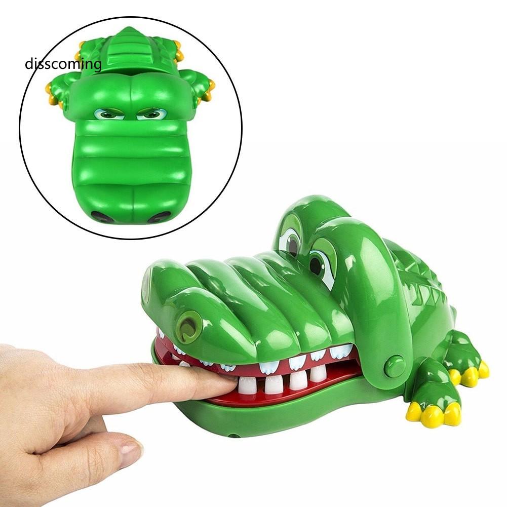 Đồ chơi cá sấu cắn tay vui nhộn cho bé