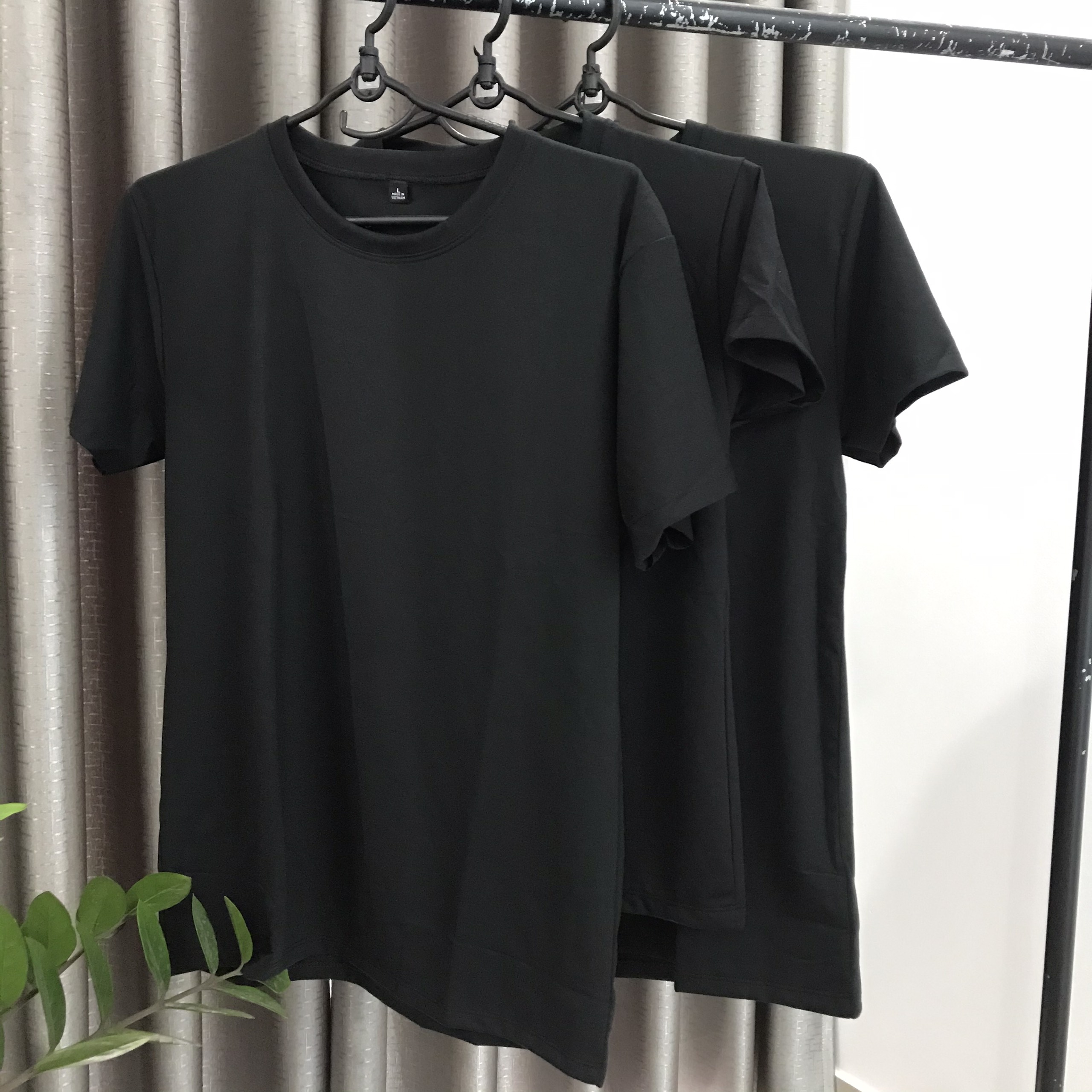 [HOÀN TIỀN ĐẾN 15%]Combo 2 áo thun Đen Trắng Vải Dày Nam Nữ