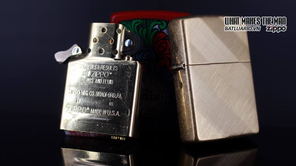 Bật lửa Zippo 29675 – Zippo Diagonal Weave Brass