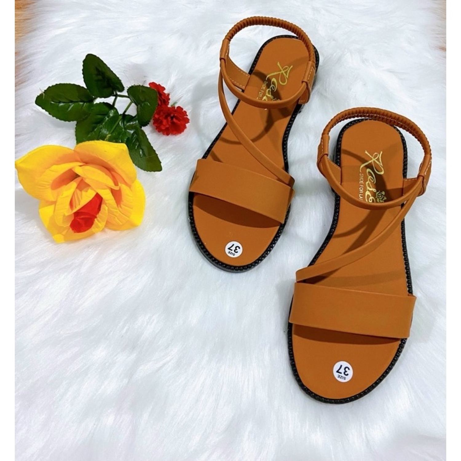 Sandal nữ quai hậu đế 3 phân HY01