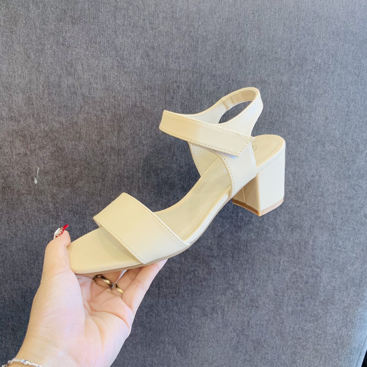 [HCM]Sandal quai ngang 7cm MT225