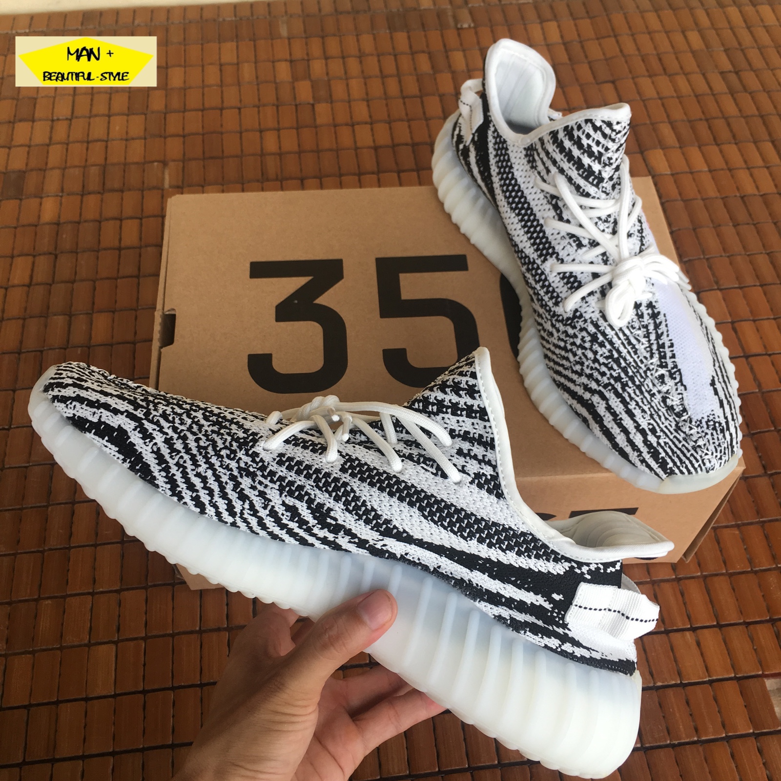 (SALE LỚN + QUÀ TẶNG ĐI KÈM) Giày thể thao sneaker YEEZY BOOST 350 V2 zebra ngựa vằn