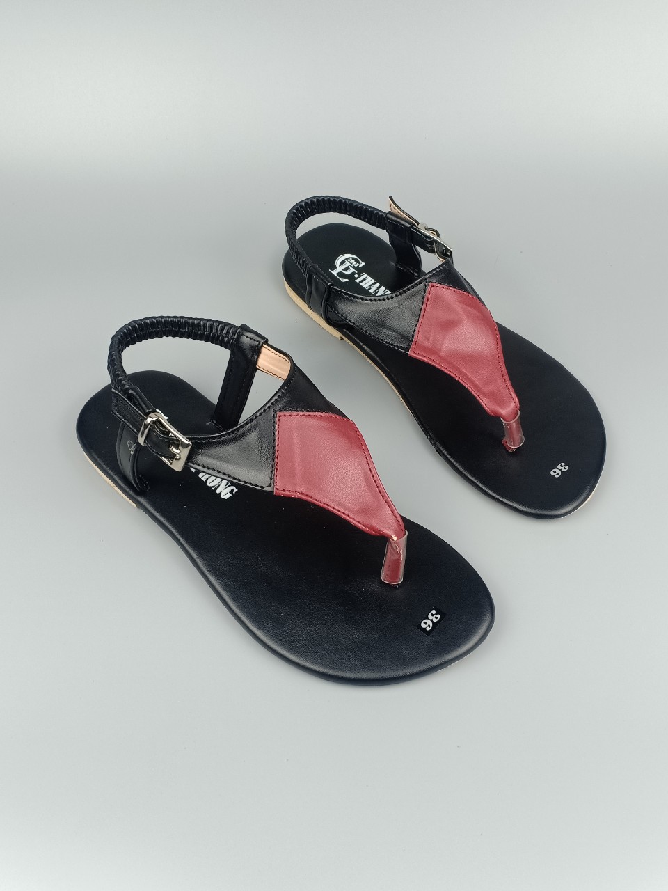 GIÀY SANDAL ĐẾ BỆT VÁ RÔ CƠ CÓ SIZE LỚN