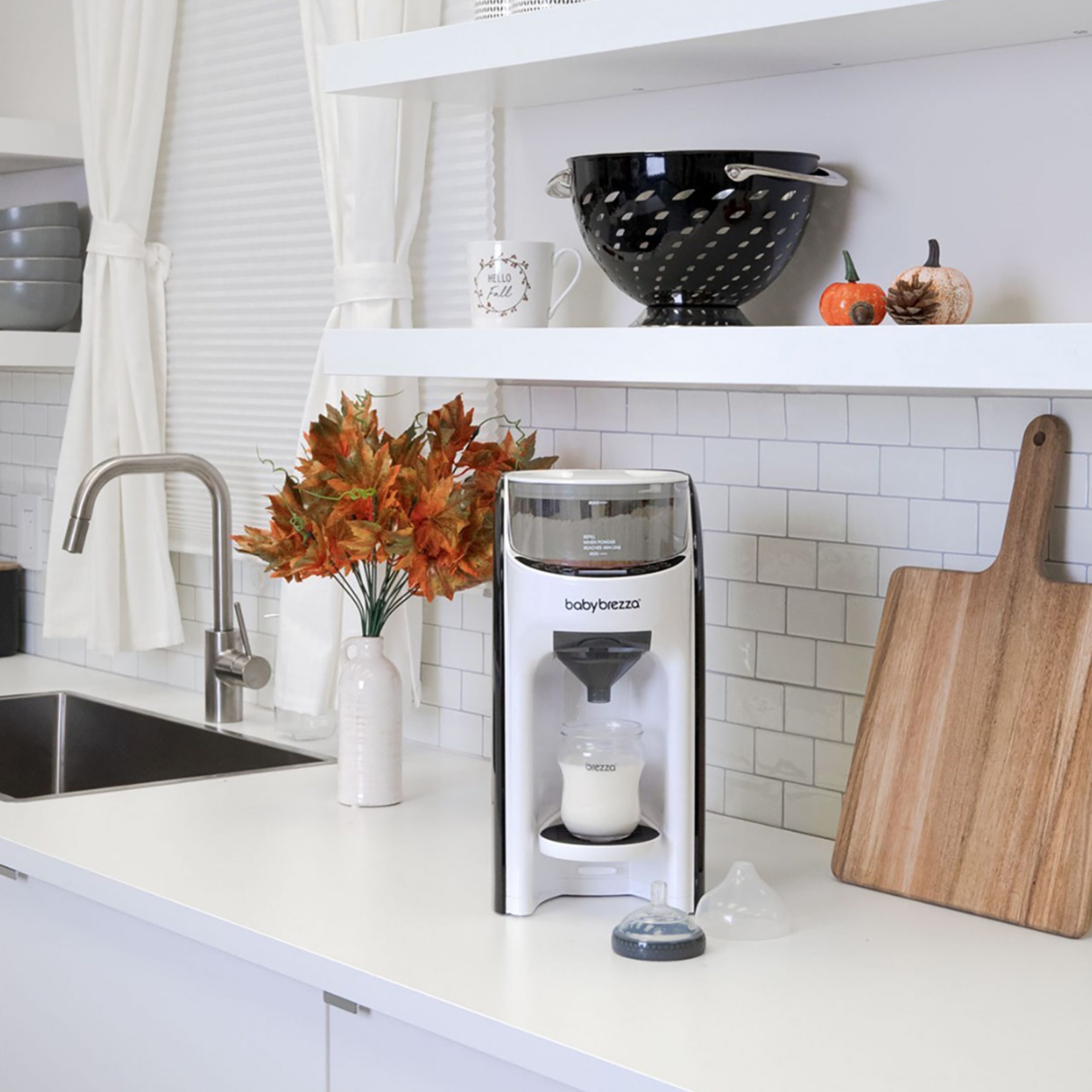 Máy pha sữa Baby Brezza Formula Pro Advanced