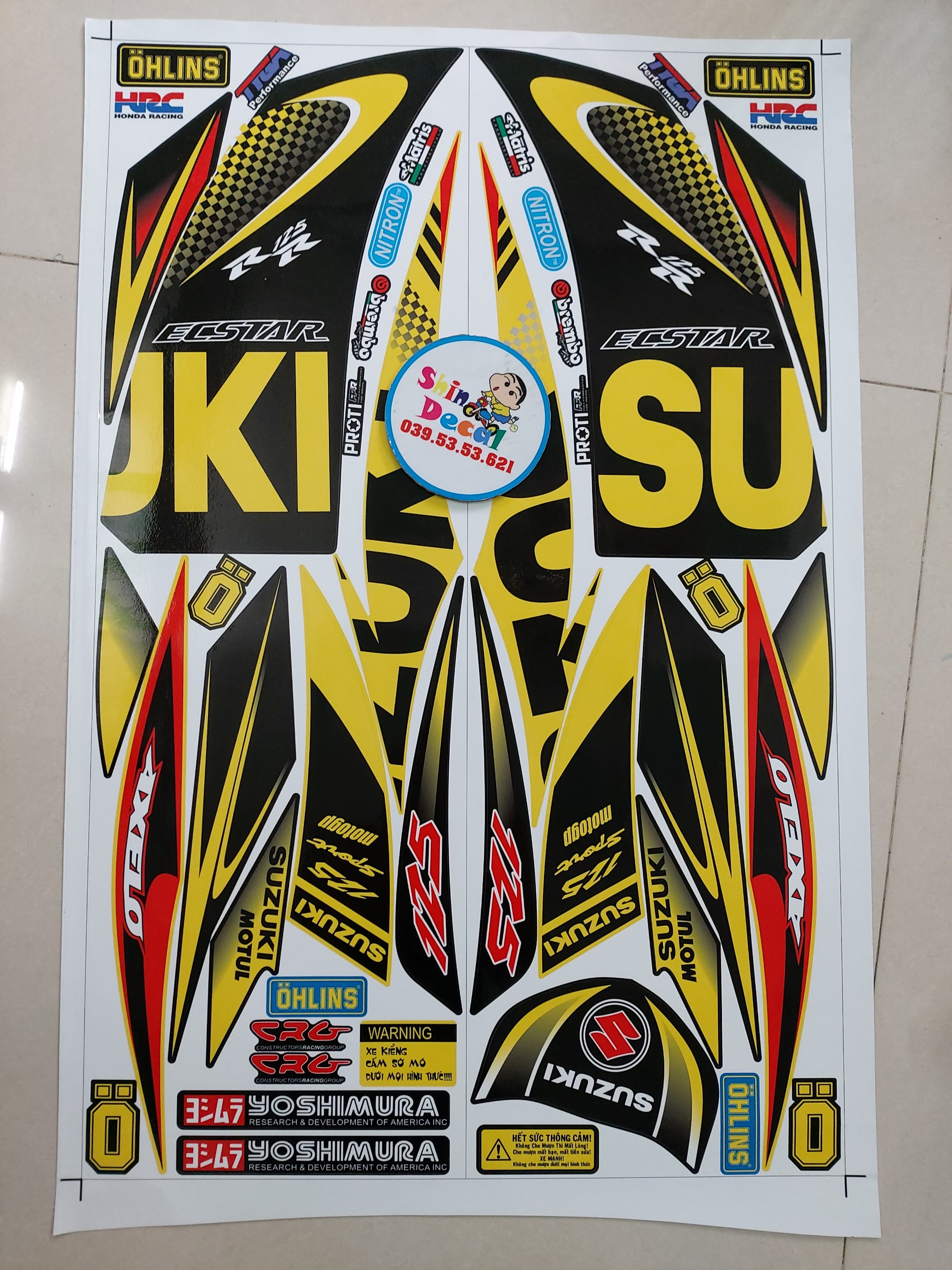Tem axelo suzuki 125 móc câu vàng đen