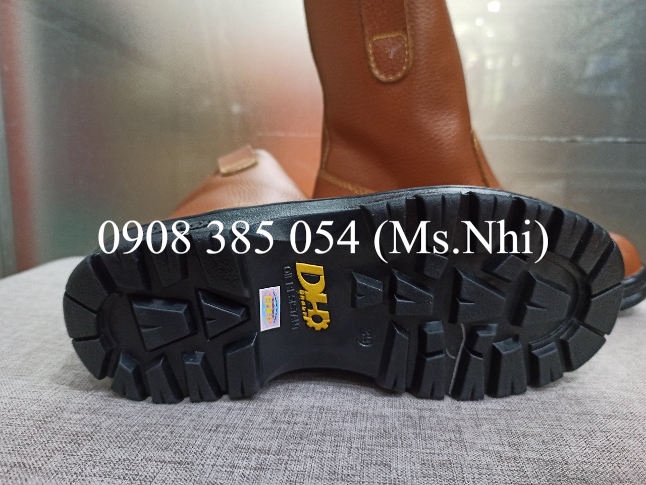 Ủng da bảo hộ lao động chính hãng DH Group