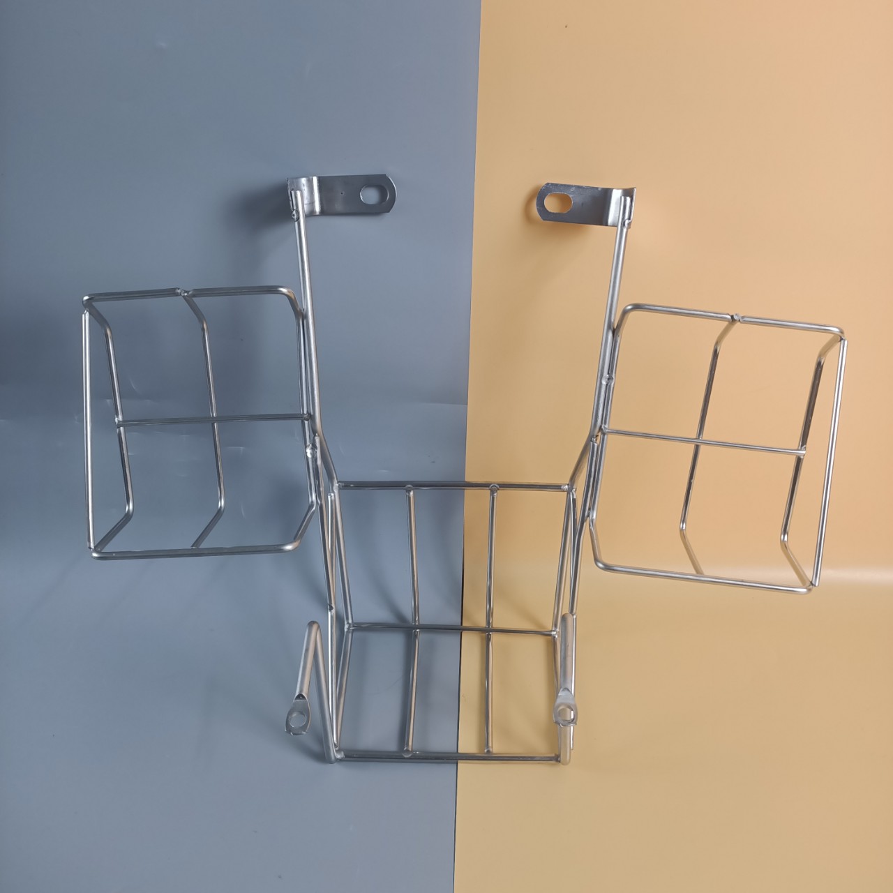 Bảo vệ đèn hậu xe cub 82  hàng inox