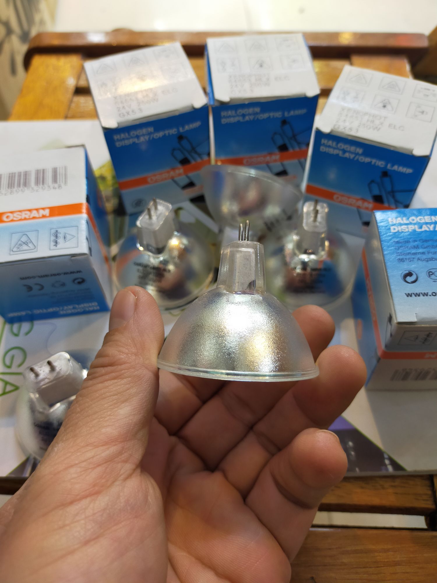 Bóng choá halogen 24v-250w osram