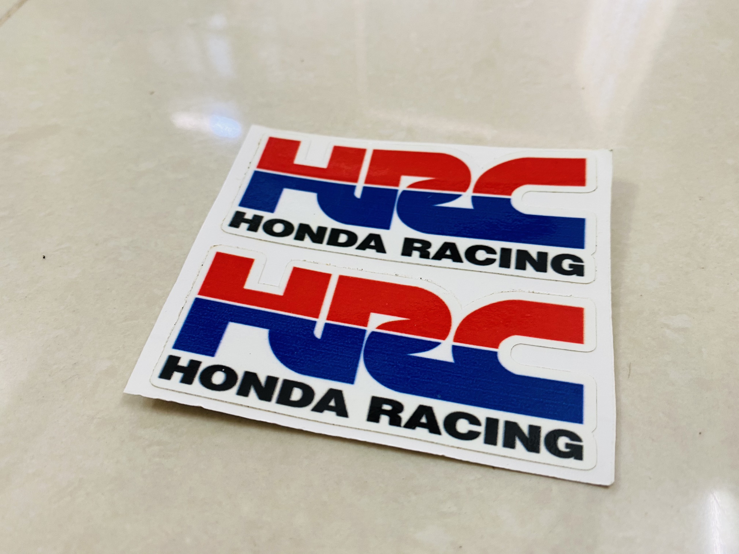 Logo tem giấy hrc