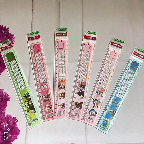 Thước nhựa cứng 20cm có răng cưa , Thước thẳng 20cm nhiều màu cho học sinh , Thước kẻ học sinh 20cm in hình hoạt hình , Thước kẻ cứng hoạt hình 20cm , Thước kẻ đa năng 20cm cute cho bé , Nguyễn Thùy Store