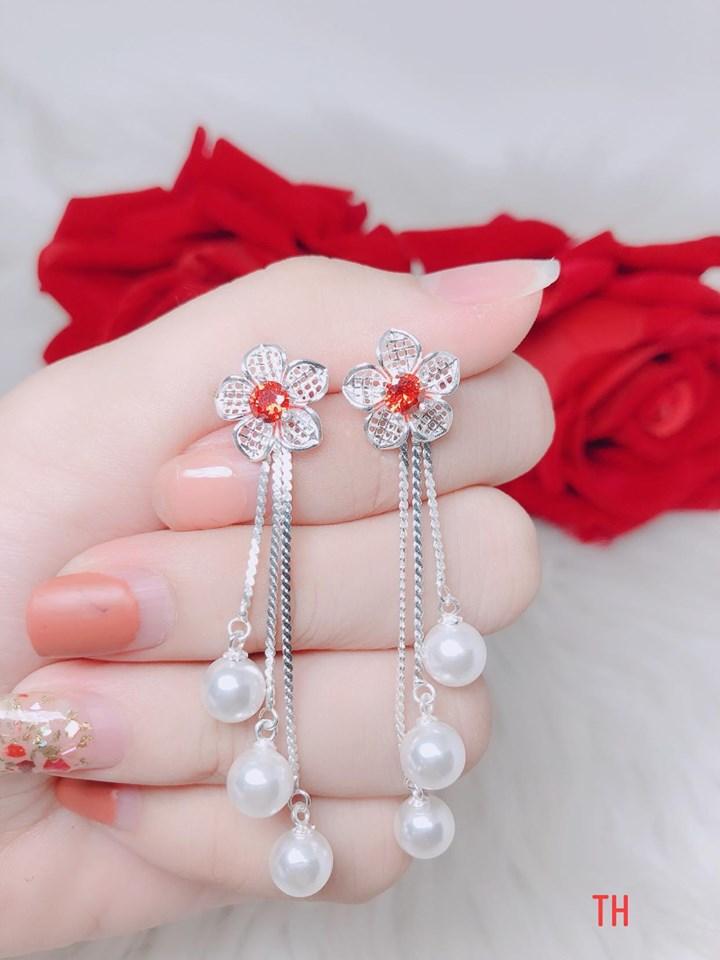 Bông tai bạc gắn 3 hạt trai thả dài MS88
