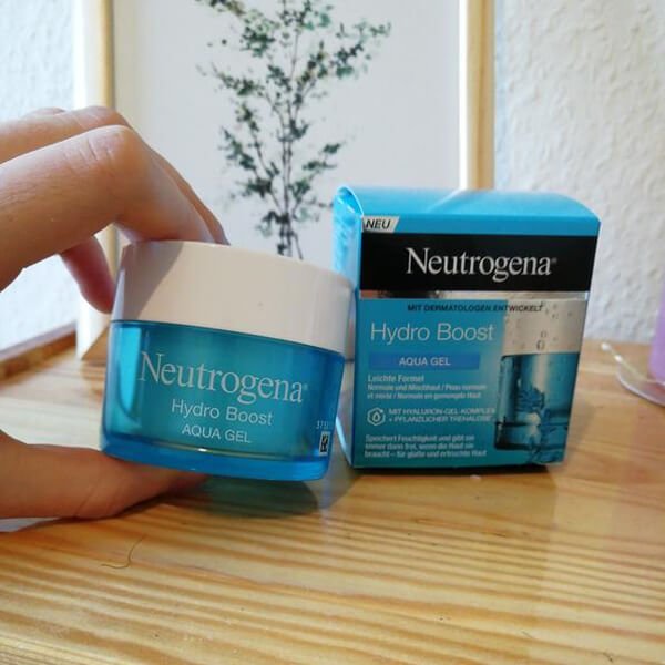 Kem dưỡng Neutrogena Hydro Boost Aqua Gel