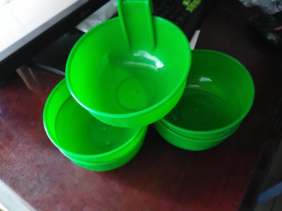 Combo 5 Máng gáo đựng thức ăn, nước uống cho gà ( Size Đại)