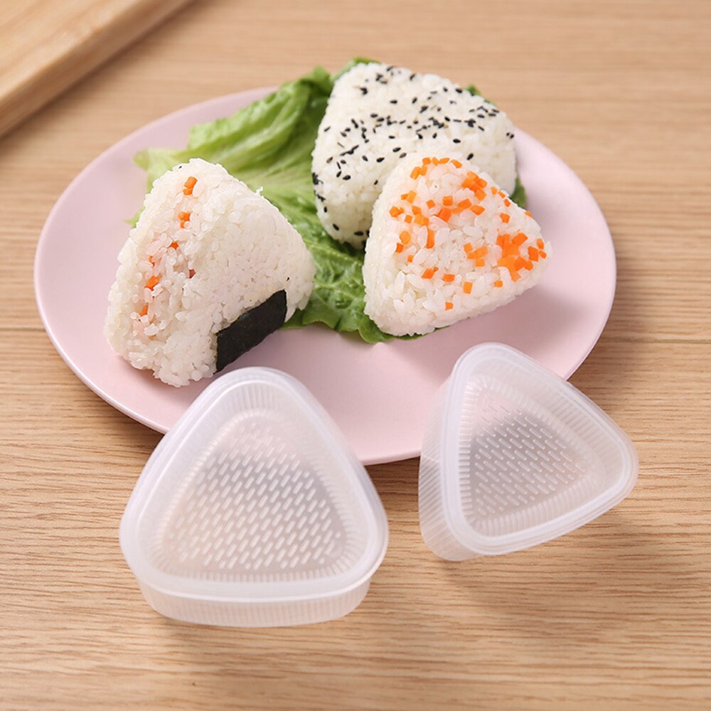Combo 7 khuôn cơm hình thú đủ màu đủ hình tặng kèm thìa