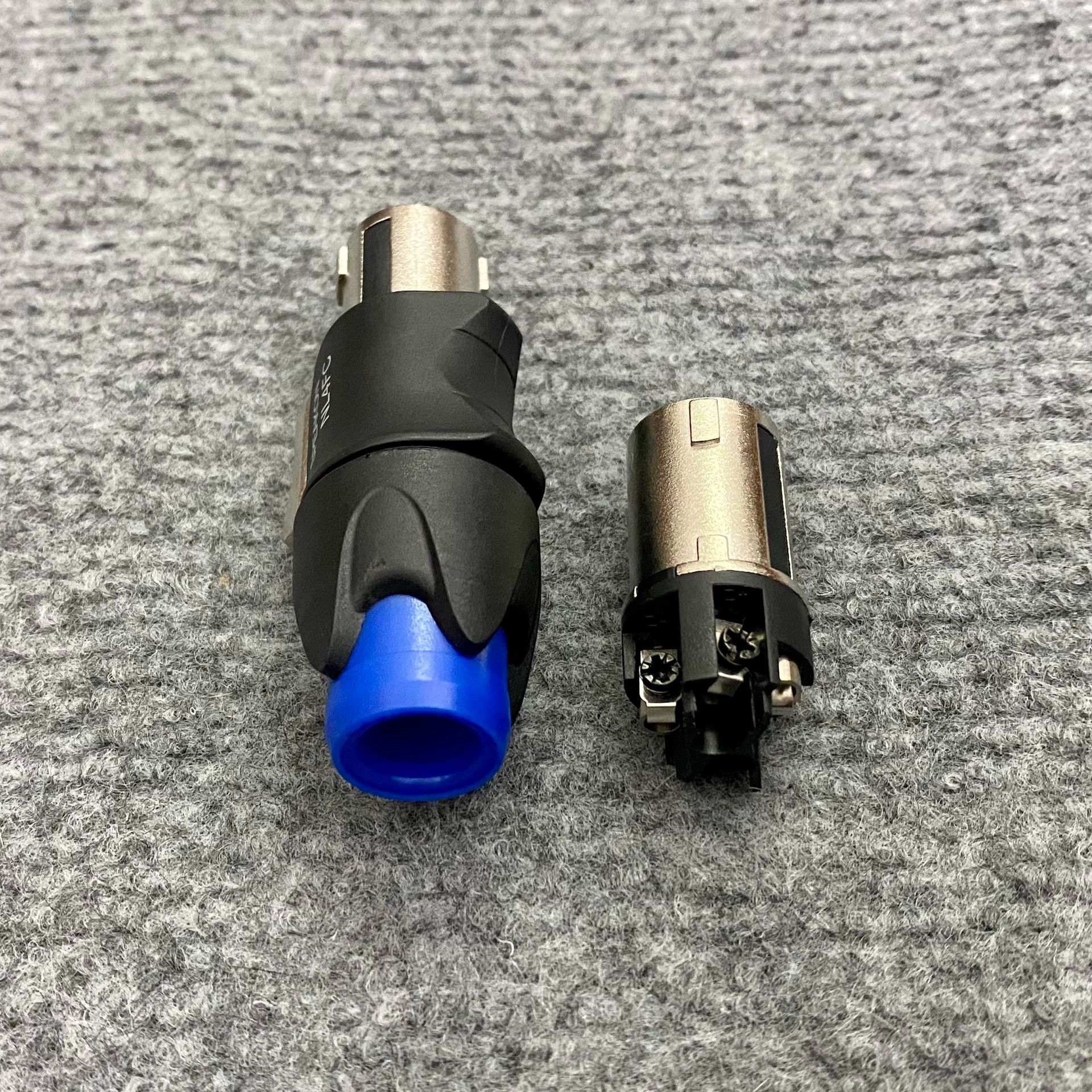 Jack Cắm Loa Speakon Newtrik